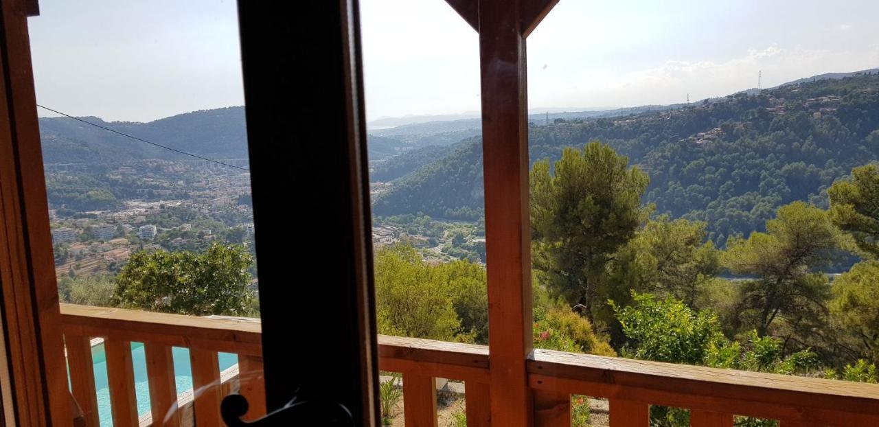 Le Chalet De La Pierreraie Cote D'Azur Piscine Terrasse Et Vue Mer Drap المظهر الخارجي الصورة