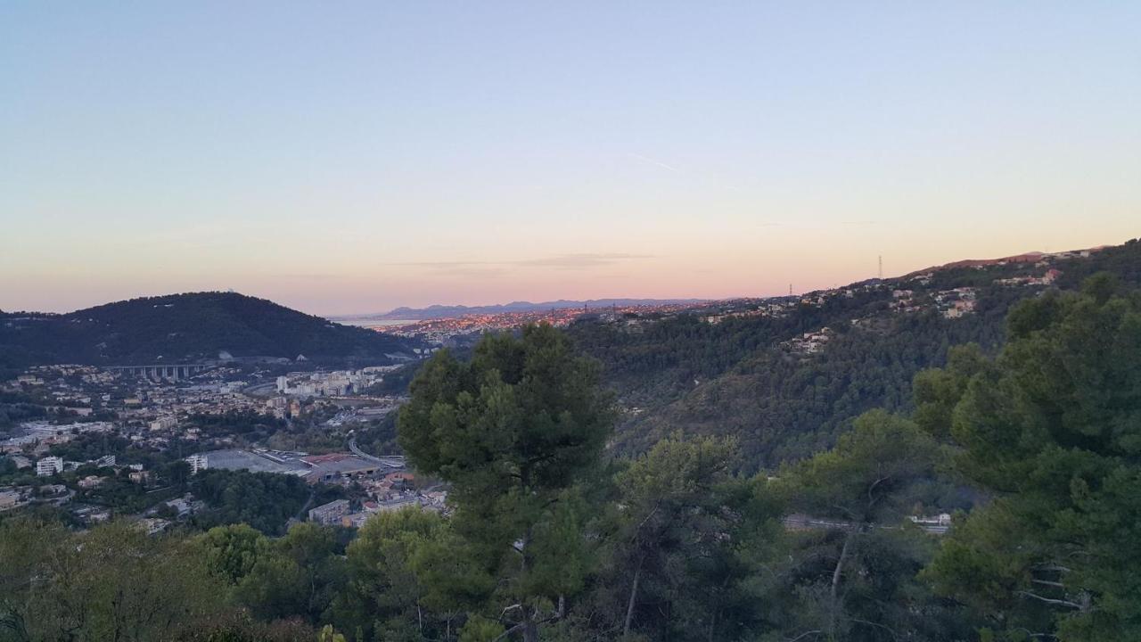 Le Chalet De La Pierreraie Cote D'Azur Piscine Terrasse Et Vue Mer Drap المظهر الخارجي الصورة