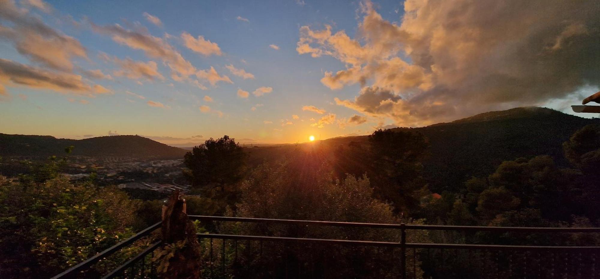 Le Chalet De La Pierreraie Cote D'Azur Piscine Terrasse Et Vue Mer Drap المظهر الخارجي الصورة